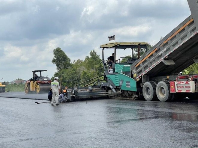 Đầu tư hạ tầng giao thông Đèo Cả (HHV): Một cổ đông đề nghị mua 20 triệu cổ phiếu