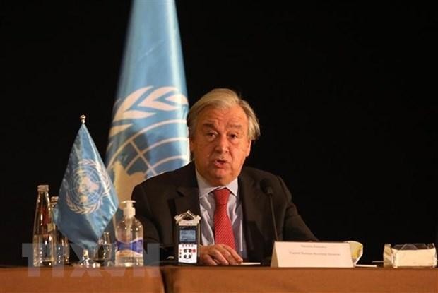 Tổng Thư ký Liên hợp quốc Antonio Guterres phát biểu trong cuộc họp báo tại Beirut, Liban, ngày 21/12/2021. (Ảnh: THX/TTXVN).