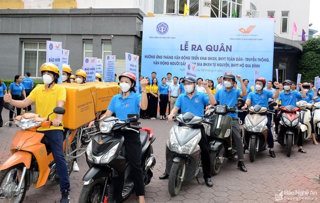 "Bảo hiểm xã hội - điểm tựa của bạn và gia đình"