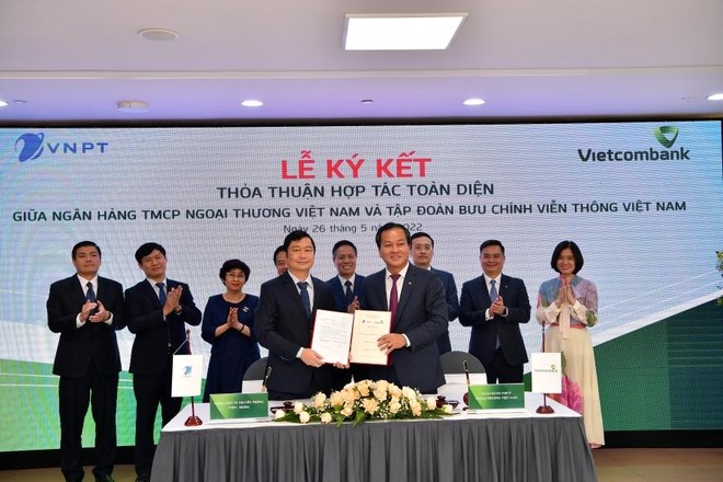 Vietcombank và VNPT ký kết thỏa thuận hợp tác toàn diện