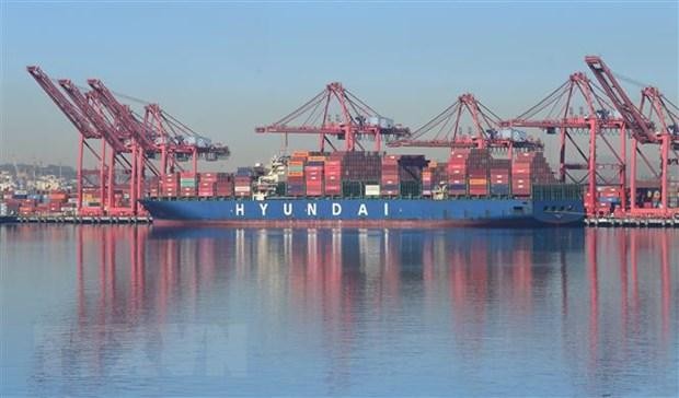 Quang cảnh cảng container Long Beach, Mỹ. (Ảnh: AFP/TTXVN)