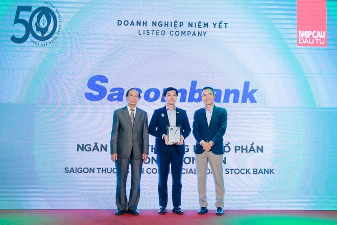 Sacombank được vinh danh Top 50 Doanh nghiệp phát triển bền vững 2022