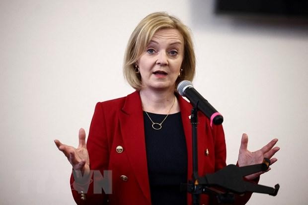 Ngoại trưởng Anh Liz Truss phát biểu trong cuộc vận động tranh cử giành chức Thủ tướng tại thành phố Leeds ngày 28/7/2022. (Ảnh: AFP/TTXVN).