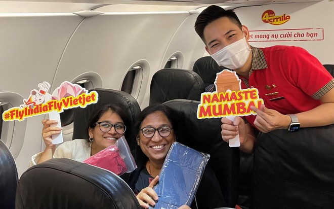 Du khách Ấn Độ trên chuyến bay Vietjet kết nối giữa Việt Nam và Ấn Độ (ảnh: Ánh Dương)