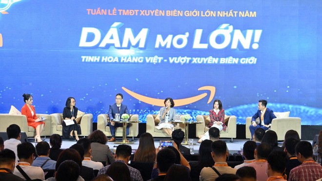 Tọa đàm tại lễ khai mạc “Amazon Week 2022: Hội nghị Thương mại điện tử xuyên biên giới"