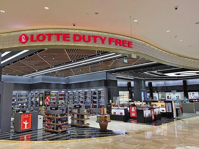 Trong chiến lược tăng đầu tư và mở rộng ra nước ngoài, Lotte Duty Free đã hợp tác với IPPG mở cửa hàng miễn thuế và kỳ vọng lớn vào tăng trưởng doanh số.