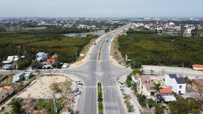 Tỉnh Quảng Nam phân loại từng nhóm dự án chậm tiến độ.