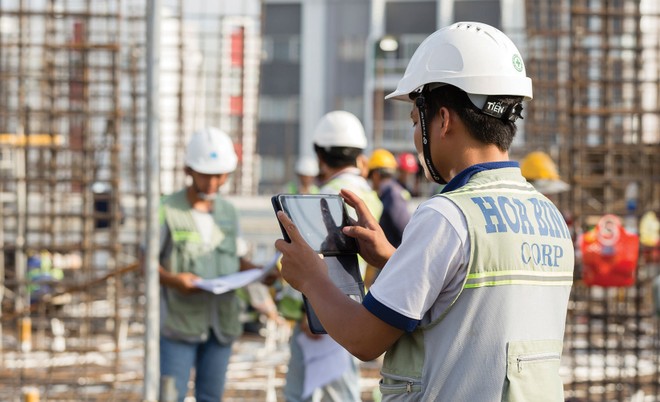 Mâu thuẫn nội bộ tại Tập đoàn Hòa Bình đang thu hút sự quan tâm của các chuyên gia và giới đầu tư.