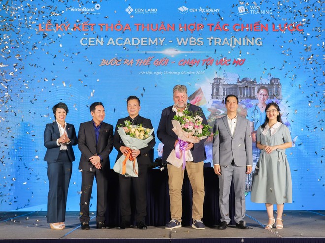 Hợp tác chiến lược giữa Cen Land và WBS Training.