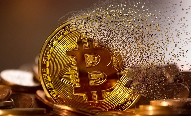 Bitcoin lao dốc, giới phân tích bi quan về triển vọng thị trường trong tháng 9