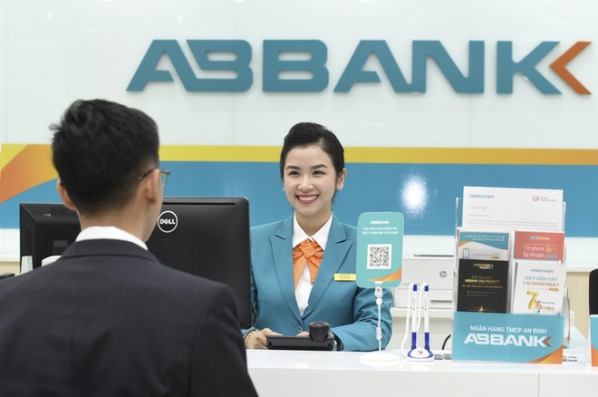 Quý III/2024, số lượng khách hàng doanh nghiệp giao dịch qua ngân hàng số của ABBANK (ABB) tăng đột biến