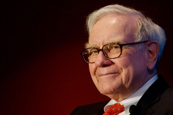 Warren Buffett lần đầu mua cổ phiếu Apple