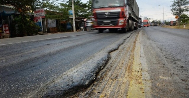 Chậm sửa đường, trạm thu BOT Sông Phan Bình Thuận bị ngừng thu phí