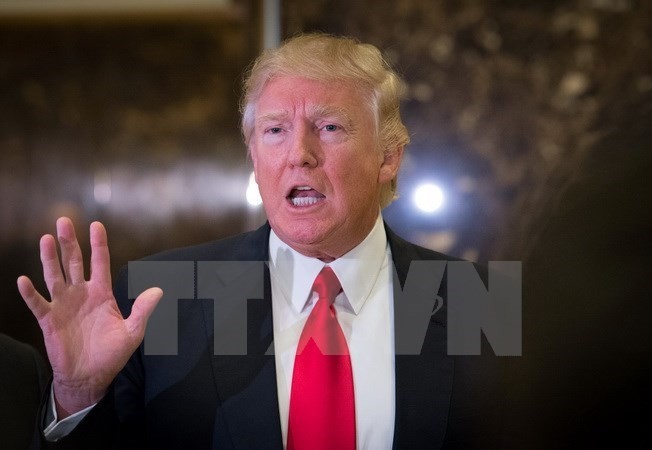 Tổng thống đắc cử Mỹ Donald Trump phát biểu với báo giới tại New York ngày 13/1. (Nguồn: AFP/TTXVN)