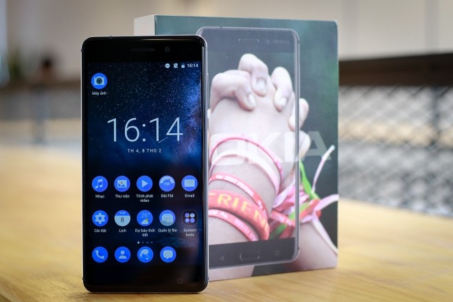 "Mở hộp" Nokia 6 đầu tiên về Việt Nam