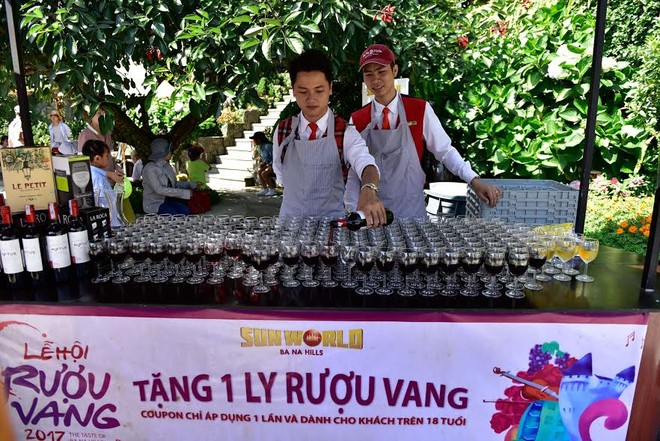 Nhiều màu sắc tại lễ hội rượu vang The Taste of Ba Na Hills 2017