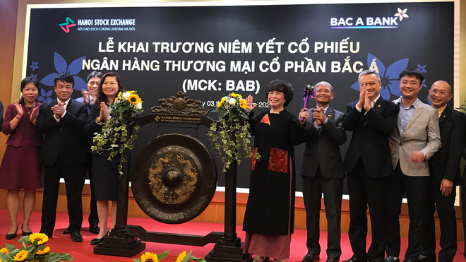 Cổ phiếu BAC A BANK (BAB) tăng kịch trần trong ngày chào sàn HNX