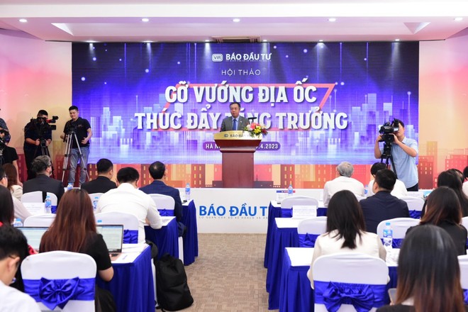 “Gỡ vướng địa ốc - thúc đẩy tăng trưởng”