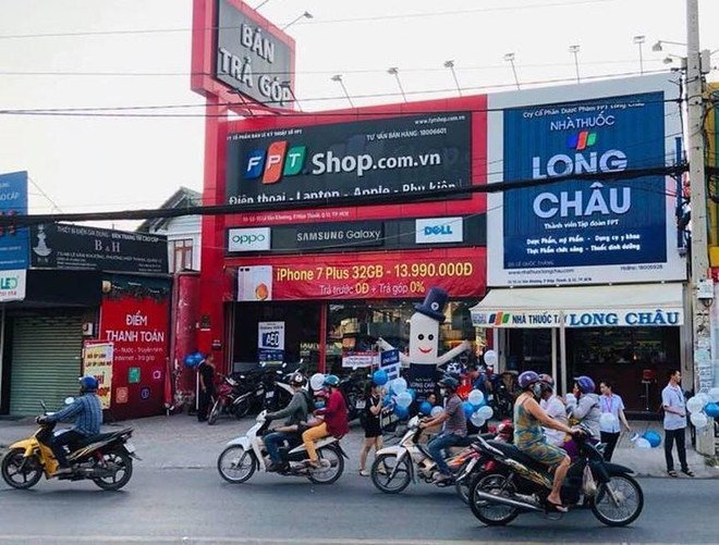 Phó tổng giám đốc FPT Retail (FRT) đã mua vào 143.100 cổ phiếu