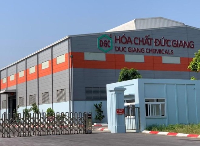 Dragon Capital tiếp tục quay lại mua thêm 650.000 cổ phiếu Hóa chất Đức Giang (DGC)