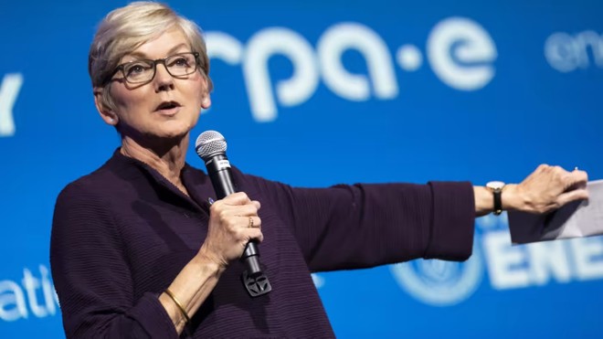 Bà Jennifer Granholm, Bộ trưởng Năng lượng Mỹ.