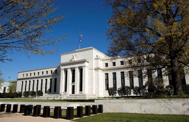 Các nhà hoạch định chính sách của Fed vẫn thận trọng về lạm phát 