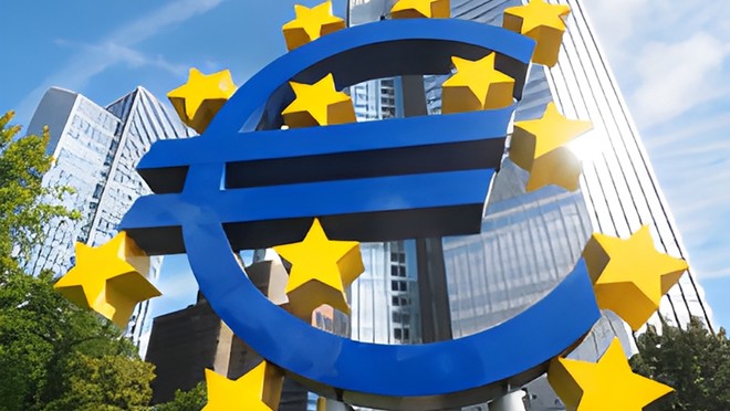 ECB kêu gọi các quốc gia thuộc Eurozone cắt giảm nợ công đang ở mức cao