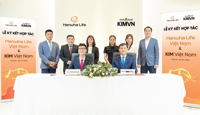 KIM Việt Nam cùng Hanwha Life Việt Nam hợp tác ra mắt quỹ đầu tư Tăng trưởng Chiến lược