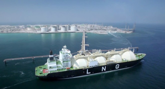 Sự thống trị thị trường LNG của Qatar đang đối mặt với sự cạnh tranh từ Mỹ và UAE