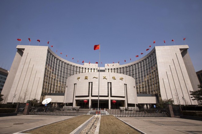 PBOC giảm bơm tiền mặt bất chấp tăng trưởng yếu