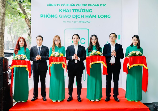 DSC khai trương phòng giao dịch Hàm Long