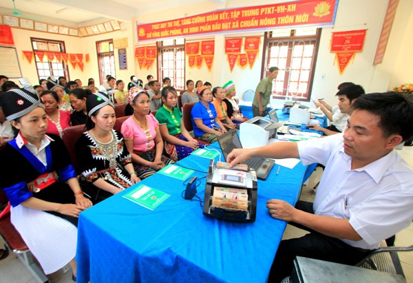 Hệ thống ngân hàng đẩy mạnh tín dụng cho các hộ nghèo