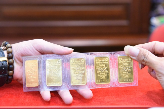 Giá vàng hôm nay ngày 9/5: Vàng SJC "nóng bỏng tay", lên sát mốc 89 triệu đồng/lượng