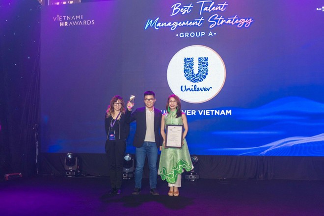 Unilever Việt Nam chiến thắng 5 hạng mục doanh nghiệp và 1 hạng mục cá nhân tại Vietnam HR Awards 2022