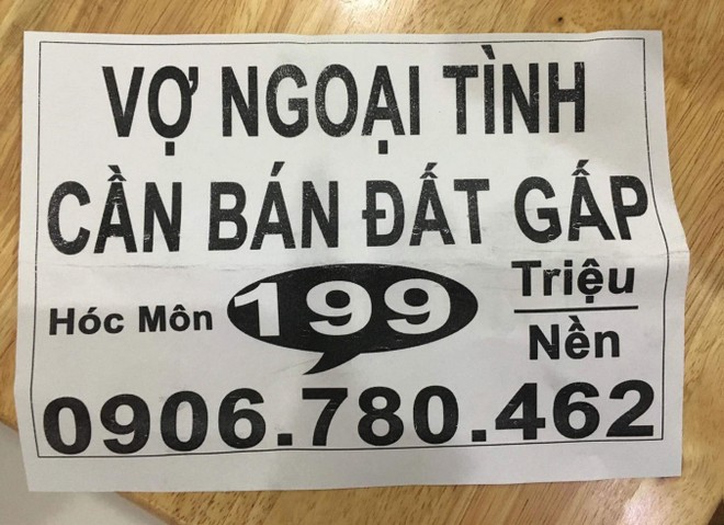 Cò đất nghỉ ra đủ chiêu để quảng cáo bán đất bị mắc kẹt - Ảnh: Gia Huy