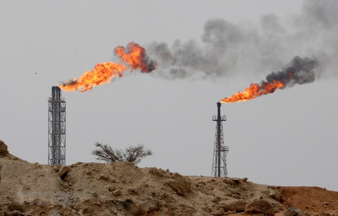 Một cơ sở khai thác dầu trên đảo Khark của Iran. (Ảnh: AFP/TTXVN)