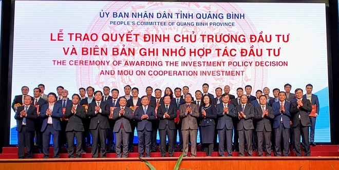 Các dự án được trao chủ trương đầu tư và Biên bản ghi nhớ hợp tác đầu tư tại Hội nghị xúc tiến đầu tư Quảng Bình 2021.