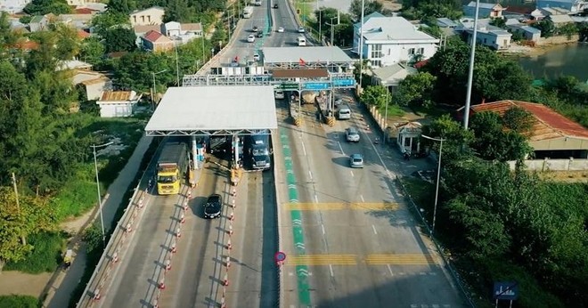 Trạm thu phí Bắc Hải Vân.