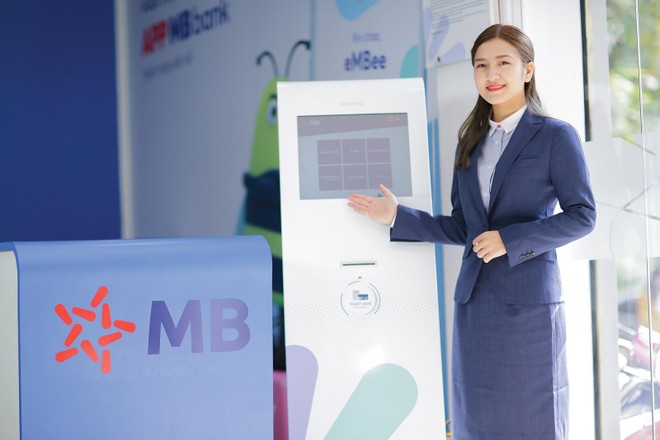 Một số ngân hàng như TPBank, MBBank… đã ghi nhận tỷ lệ hơn 80% giao dịch được thực hiện trên nền tảng số