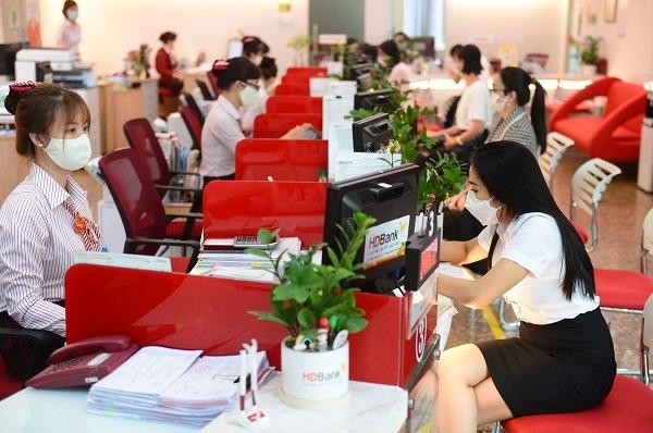 HDBank dự kiến góp tối đa 9.000 tỷ đồng vào một ngân hàng yếu kém, mong được nới room tín dụng