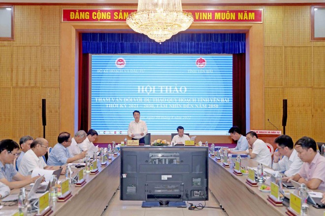 Hội thảo tham vấn đối với dự thảo Quy hoạch tỉnh Yên Bái thời kỳ 2021 - 2030, tầm nhìn đến năm 2050. (Ảnh: Đức Trung)