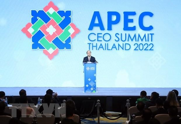 Chủ tịch nước Nguyễn Xuân Phúc phát biểu tại Phiên họp thứ 4 CEO Summit về thương mại và đầu tư. (Ảnh: Thống Nhất/TTXVN)