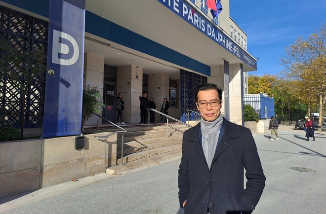 Tác giả tại Đại học Paris Dauphine (Paris, Pháp)