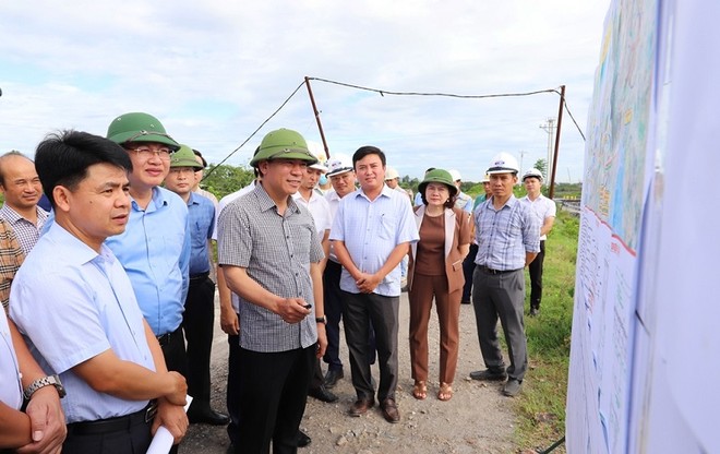 Bí thư Tỉnh ủy Thanh hóa thường xuyên tổ chức đoàn công tác đi kiểm tra đôn đốc các dự án đầu tư công trên địa bàn tỉnh.