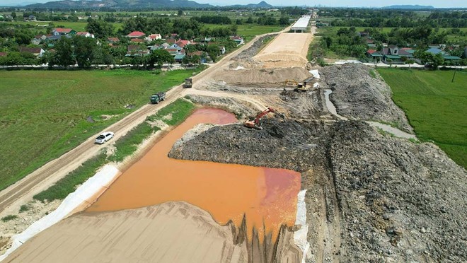 Dự án cao tốc Diễn Châu - Bãi Vọt cần đẩy nhanh tiến độ thi công