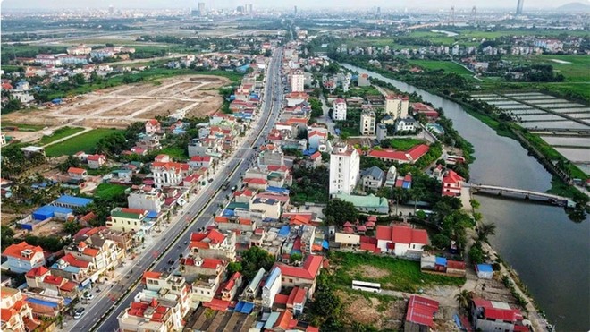 Tuyến đường 359, thị trấn Núi Đèo, huyện Thủy Nguyên chụp từ trên cao. (Nguồn ảnh: TTXVN)