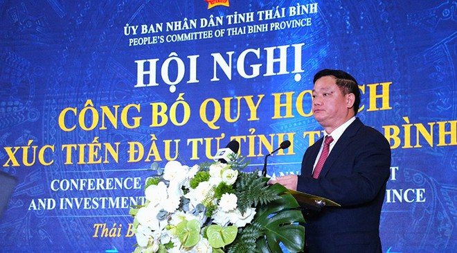 Ông Nguyễn Khắc Thận, Phó bí thư Tỉnh ủy, Chủ tịch UBND tỉnh Thái Bình phát biểu tại Hội nghị Công bố Quy hoạch tỉnh.