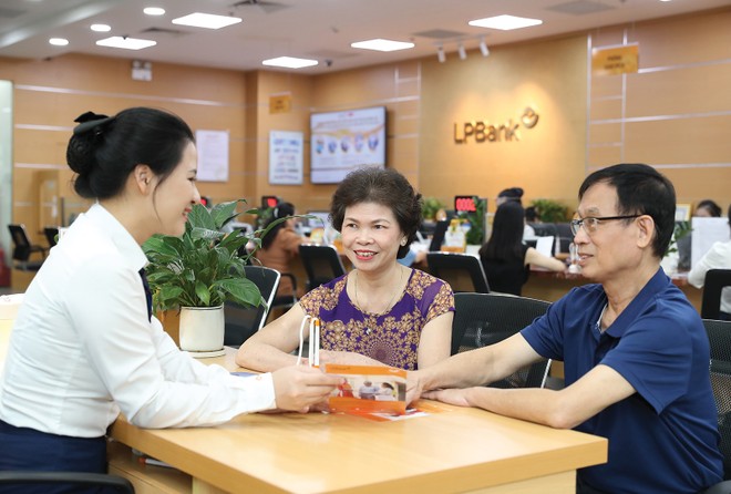 Tại LPBank, tỷ lệ nợ xấu giảm mạnh từ mức 2,79% về mức 1,34% trong quý IV/2023