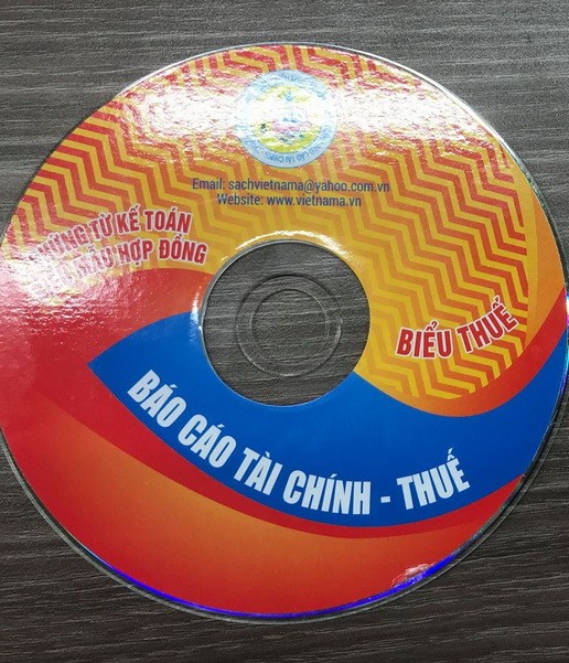 Phần mềm báo cáo tài chính thuế được các đối tượng mao danh gửi doanh nghiệp ép mua (Ảnh: Đình Cương)