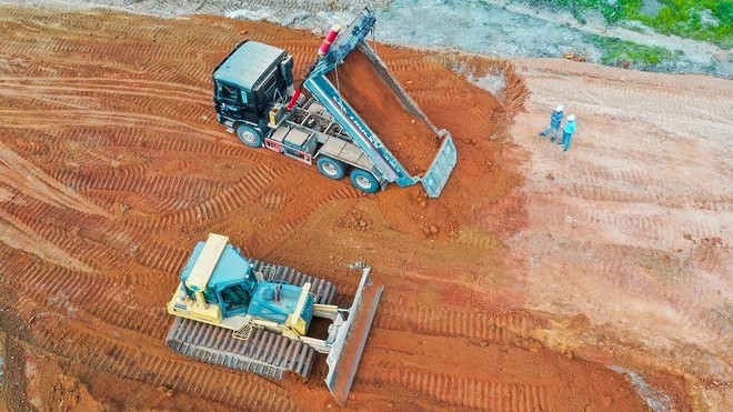 Thi công cao tốc Bắc - Nam, đoạn Quảng Ngãi - Hoài Nhơn